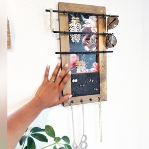 Wall Mounted Jewelry Organizer